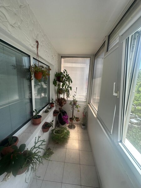 Pridvorului, apartament 3 camere decomandat, langa Parcul Tineretului, Sun Plaza.