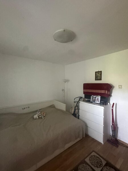 Pridvorului, apartament 3 camere decomandat, langa Parcul Tineretului, Sun Plaza.